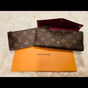 *SOLD* Louis Vuitton Joseph Monogram Fushia Wallet